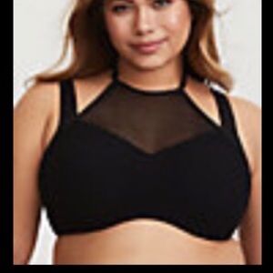 Black mesh underwire sports bra